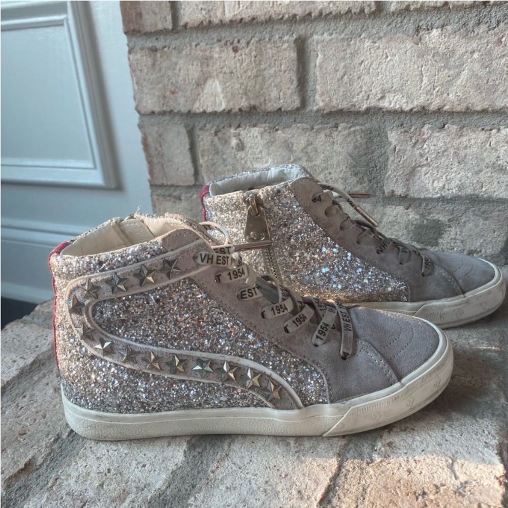 Vintage Havana Sparkly High-Top Sneakers with Star Accent Woman 6